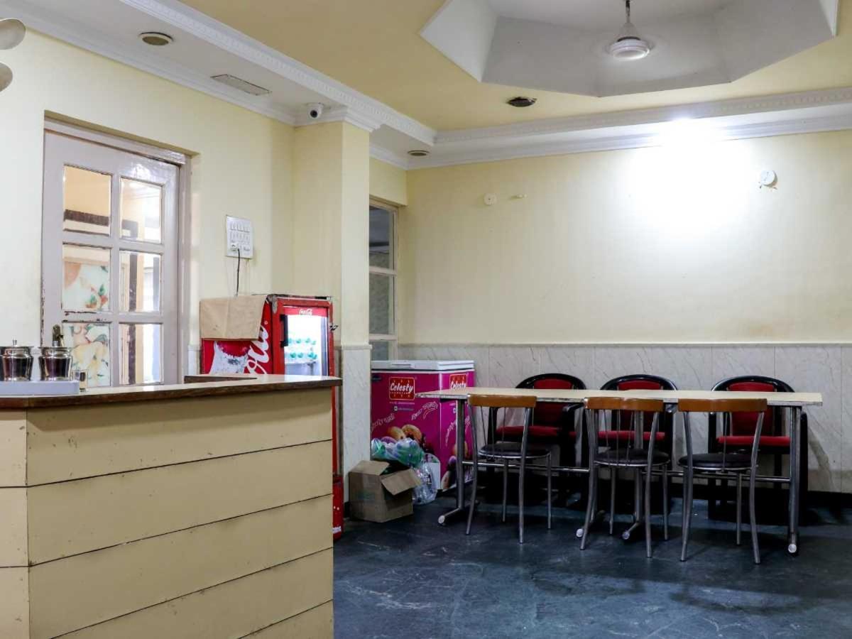 Hotel Dreamland ปูรี ภายนอก รูปภาพ