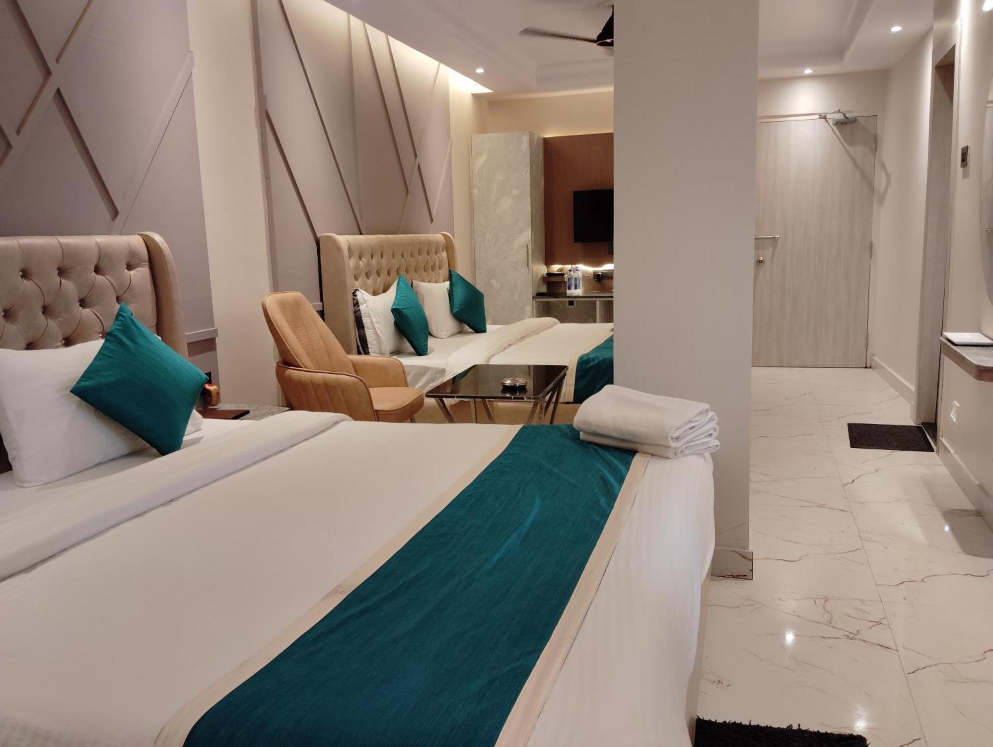 Hotel Dreamland ปูรี ภายนอก รูปภาพ
