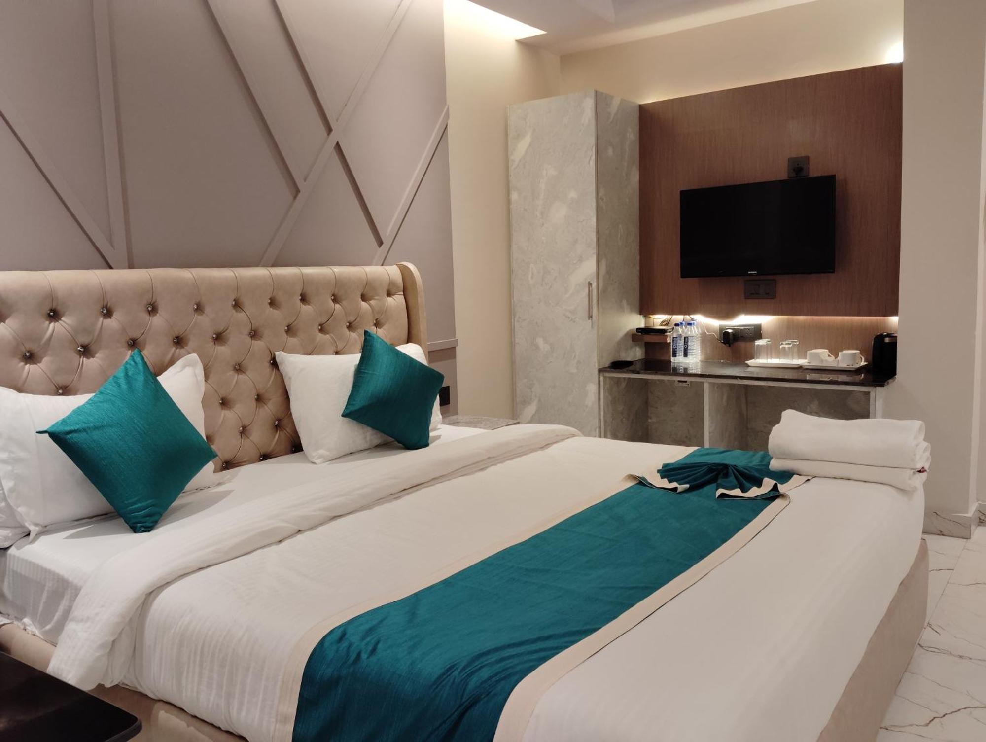 Hotel Dreamland ปูรี ภายนอก รูปภาพ