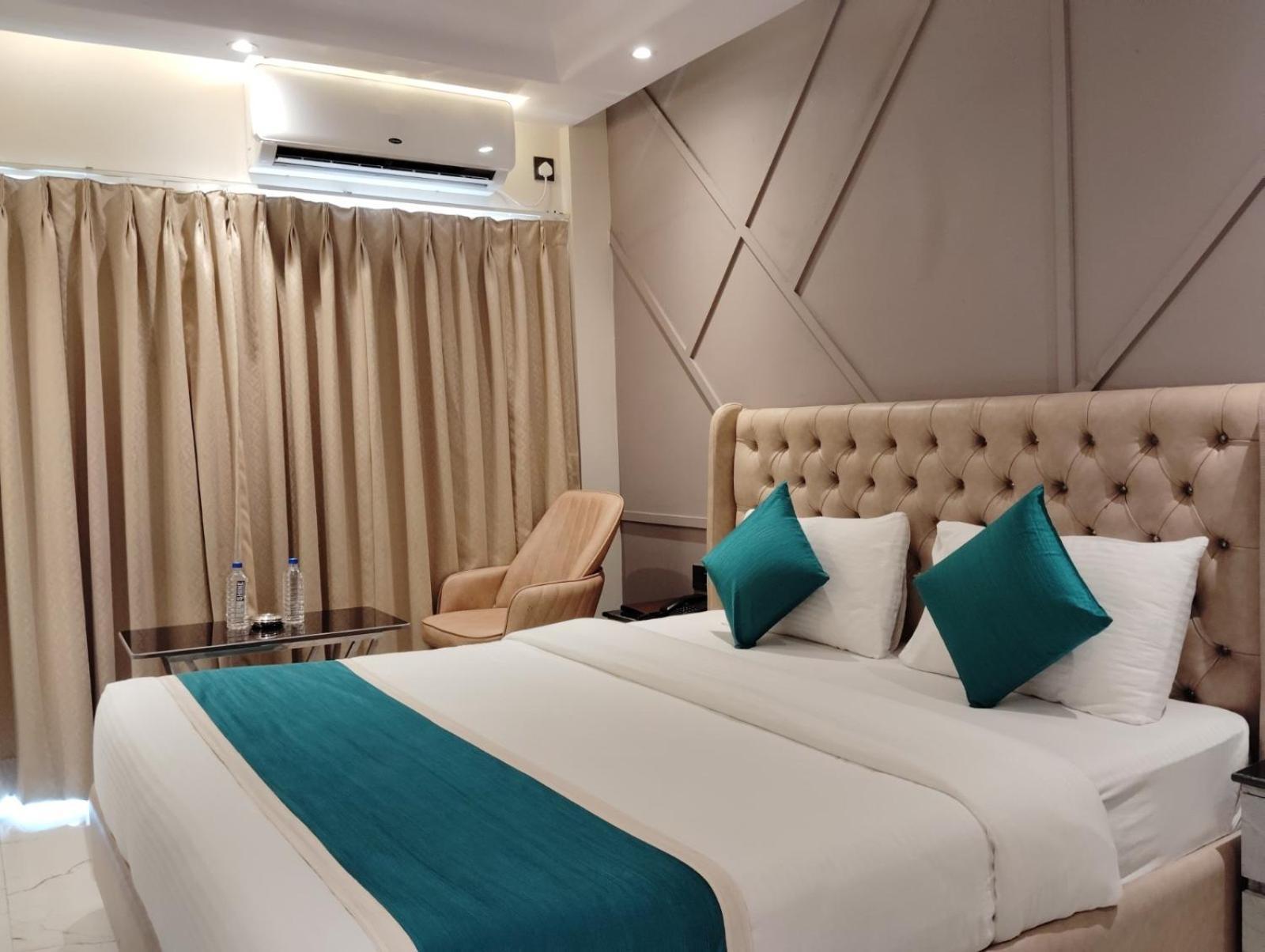 Hotel Dreamland ปูรี ภายนอก รูปภาพ