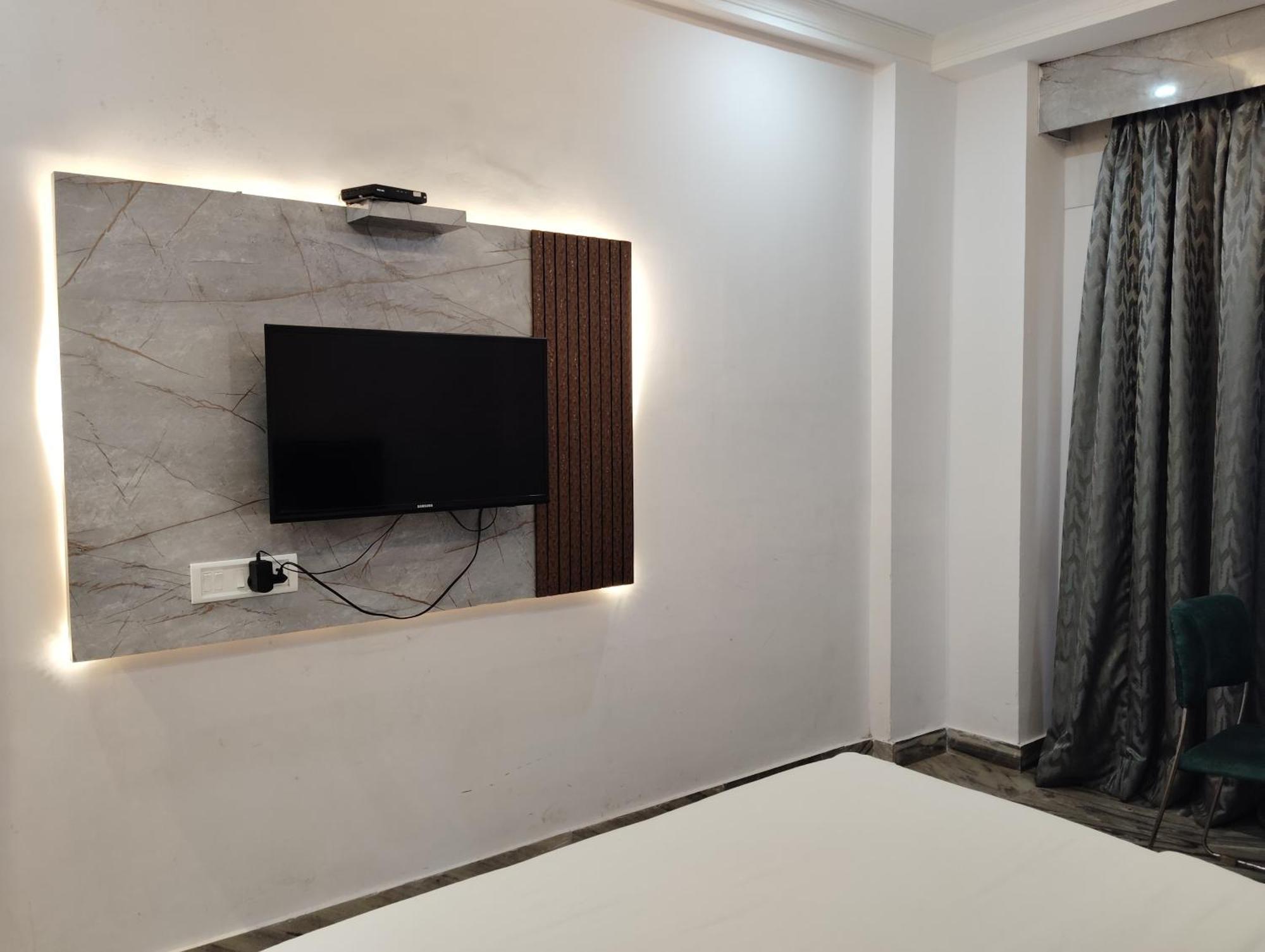 Hotel Dreamland ปูรี ภายนอก รูปภาพ